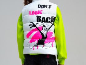 Жилет текстильный с полиуретановым покрытием для девочек