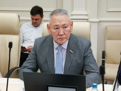 Сахамин Афанасьев: указ президента РФ о мерах поддержки педагогов является своевременным и стратегически важным шагом