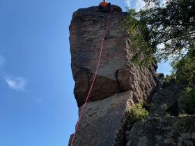 Евгений Андреев: «Целеустремленность и решительность помогают в работе и скалолазании»