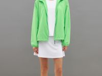 Ветровка с капюшоном из капсулы sport