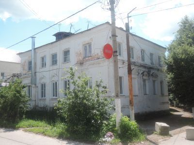 Дом Назьмова /угловой/