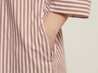 Платье в полоску с отложным воротником