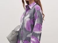 Блузка прямого силуэта с принтом