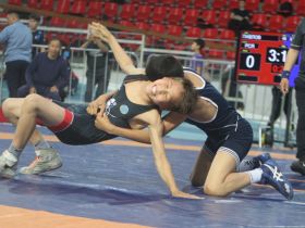 Масштаб впечатляет. Ковёр Павла Пинигина собрал тысячу юных борцов