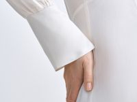 Платье приталенного силуэта