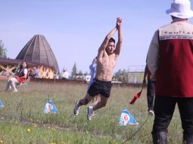 Сунтарский многоборец стал победителем Игр Бэргэна в Якутске