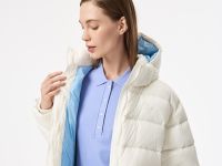 Женская куртка Lacoste