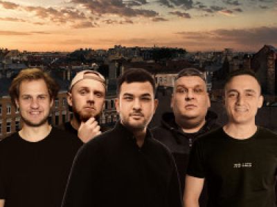 Стендап с видом на Питер
