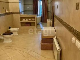 Как выглядят самые дорогие и бюджетные квартиры в Якутске