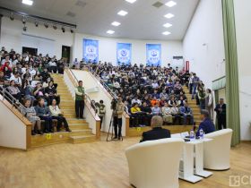 Студенты АГАТУ встретились с Героем России Дмитрием Куценко