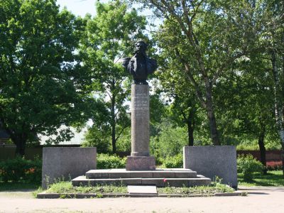 Бюст Можайского А.Ф.