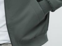 Бомбер, Зеленый