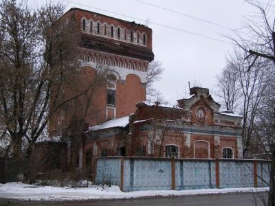Мастерская с водонапорной башней, 1896 г.
