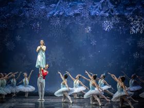 Премьерой балета «Щелкунчик» начался в Якутске  «Чайковский-фест»