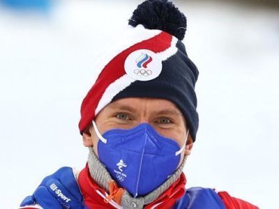 Российский лыжник Большунов завоевал серебро на гонке 15 км на Олимпиаде