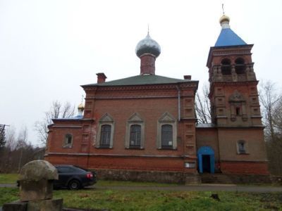 Усадьба Храповицких. Церковь Покрова Богородицы