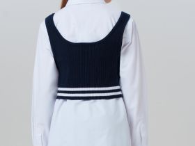 Комплект для девочек: блузка текстильная, жилет трикотажный