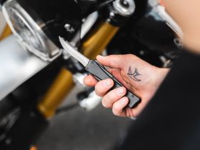 Автоматический фронтальный выкидной нож Boker Lhotak Eagle, сталь D2, рукоять алюминий