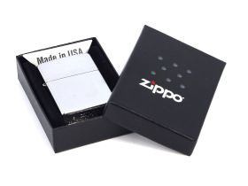 Зажигалка ZIPPO Linen Weave с покрытием Brushed Chrome, латунь/сталь, серебристая, матовая, 36x12x56 мм