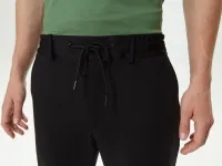 Мужские спортивные брюки Lacoste зауженного кроя