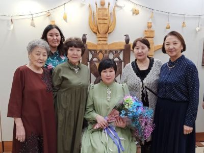 “Символы счастья”: успейте посетить выставку Марии Захаровой