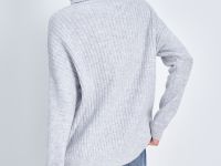 Джемпер свободного кроя с воротником-стойкой