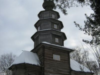 Церковь Вознесения /деревянная/ с росписью