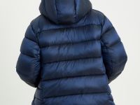 Удлиненный пуховик полуприлегающего силуэта