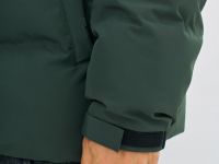 Утеплённая куртка с капюшоном и бесшовной стёжкой, Зеленый