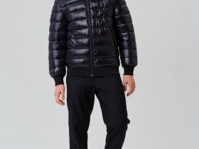 Куртка текстильная с полиуретановым покрытием для мальчиков (бомбер)