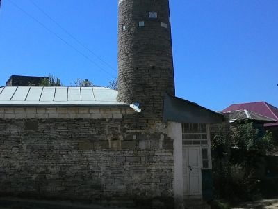 Мечеть с минаретом +56 памятников на кладбище и мечети (стелы, барельефы, декоры, Джума-мечеть)