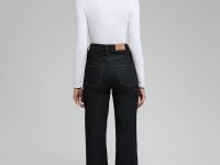 Водолазка приталенного силуэта