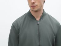 Бомбер, Зеленый