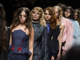 Дизайнер из Якутии представила свою коллекцию на шестой Московской неделе моды