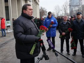 "Молодая гвардия" ЕР и Волонтёрская рота провели акцию памяти погибших журналистов