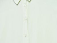 Блузка свободного кроя с отложным воротником