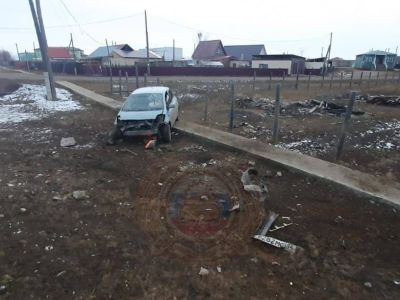 В Тулагино девушка-водитель не справилась с управлением автомобиля и съехала с дороги