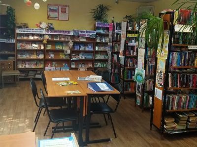 Библиотека-филиал с. Усть-Ивановка