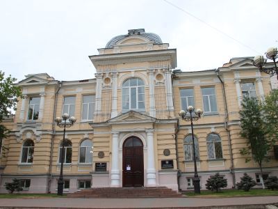 Здание медицинских клиник