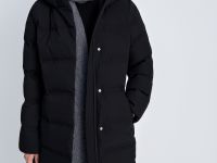 Пуховое полупальто с капюшоном