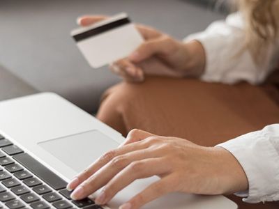 На что смотрят россияне, покупая товар онлайн