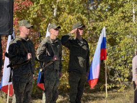 В Якутске открыли памятник Герою России Дмитрию Егорову и его боевому товарищу Николаю Романову