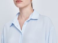 Блузка свободного кроя с отложным воротником