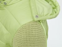 Утепленная куртка с вязаными рукавами