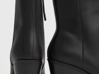 Казаки из натуральной кожи, Черный