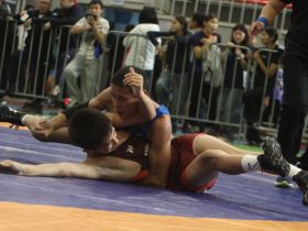 Около 1400 юных участников собрал фестиваль борьбы в Якутске