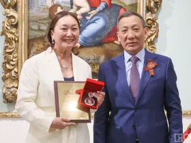 Музейным работникам Якутии вручили премии главы республики