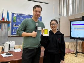 Гигачат, квиз и карьера: студенты Якутска познакомились с финансовыми инновациями