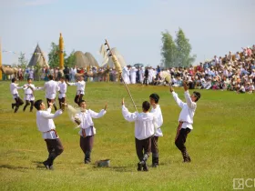 Фото: открытие Ысыаха Туймаады-2025