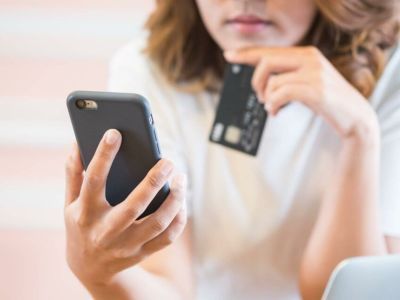 Мошенник от имени банка оформил кредит на врача из Якутска